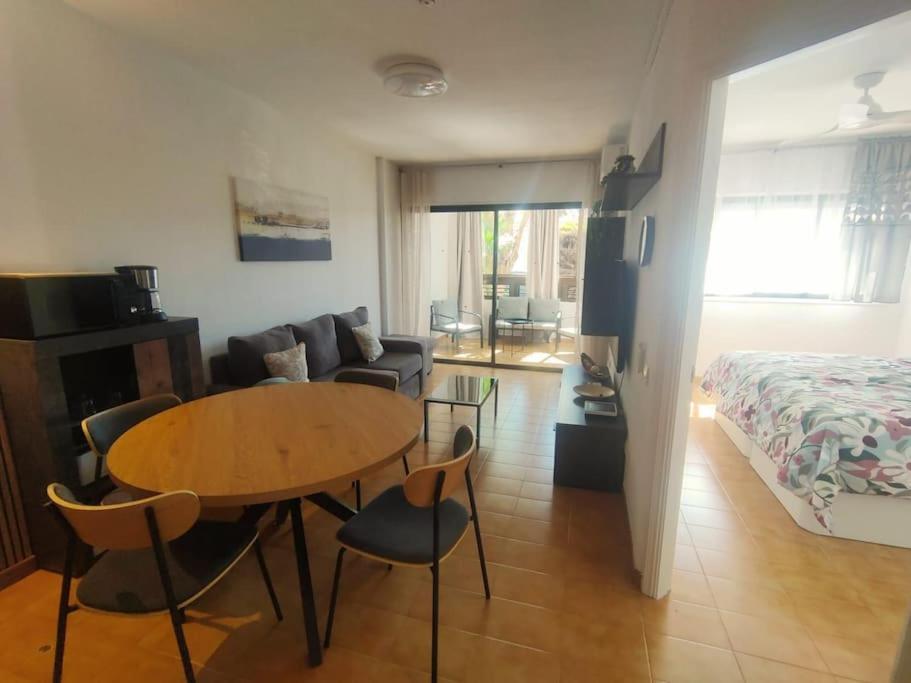 Step To Yumbo Apartment Maspalomas  Ngoại thất bức ảnh